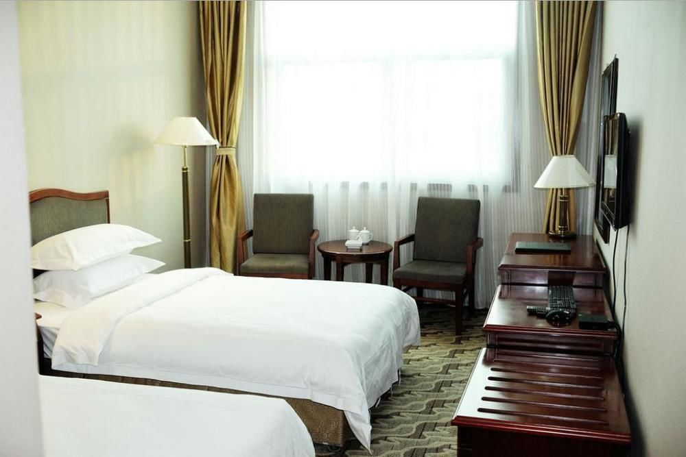 دنغفنغ Huatian Grand Hotel المظهر الخارجي الصورة